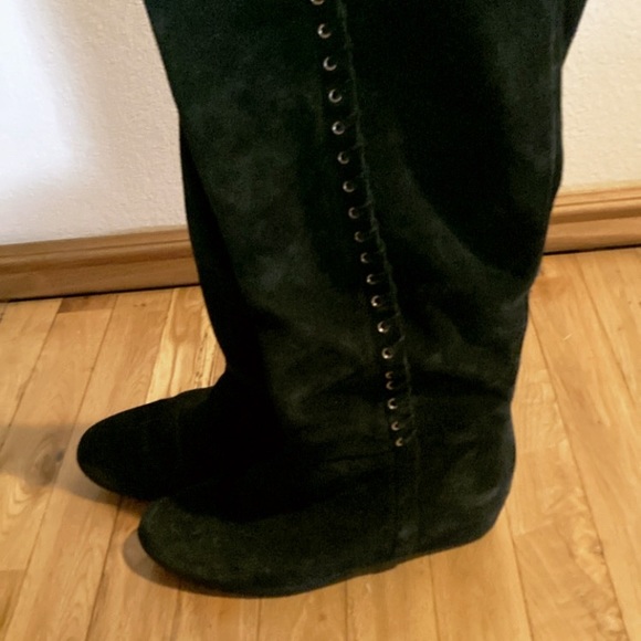 ISOLA BLACK SUEDE BOOTS SIZE 8.5 - Picture 3 of 12